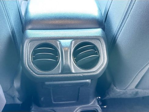 Used 2022 Jeep Wrangler Sport AWD/4WD image 28