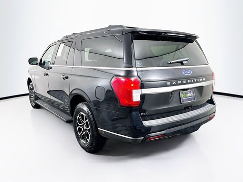 Used 2024 Ford Expedition Max XLT image 5
