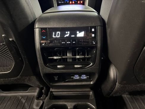 Used 2021 Jeep Grand Cherokee L Limited w/ Trailer Tow Group (B) AWD/4WD image 34