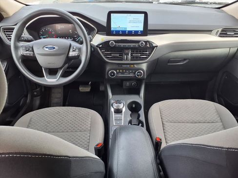 Used 2020 Ford Escape SE image 11