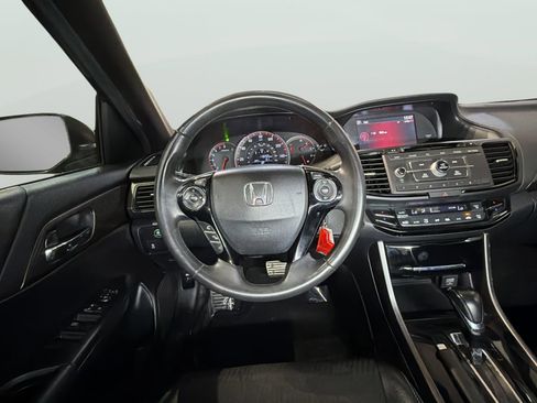 Used 2016 Honda Accord Sport image 20