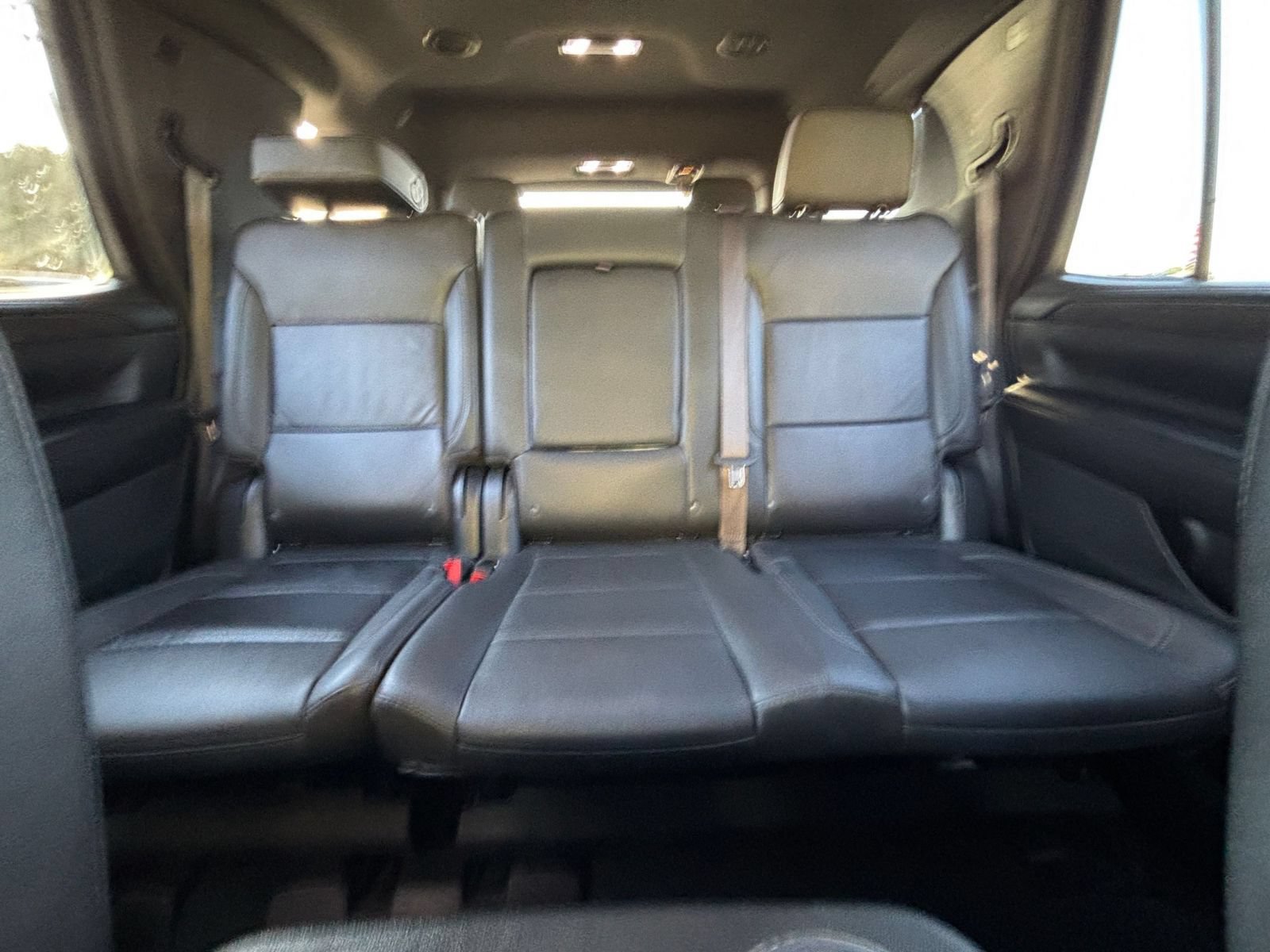 Used 2024 Chevrolet Tahoe LT w/ Luxury Package RWD image 41