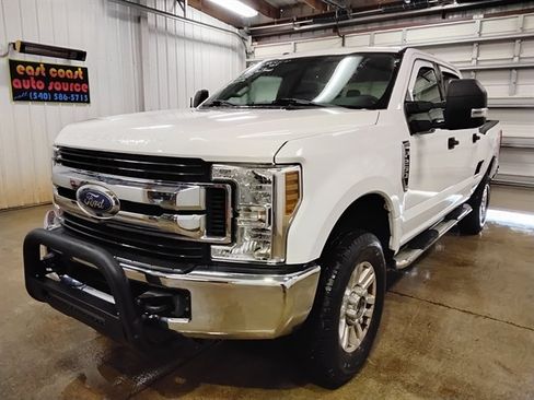 Used 2018 Ford F250 XLT AWD/4WD image 4