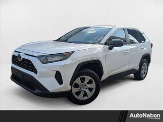 Used 2022 Toyota RAV4 LE image 1