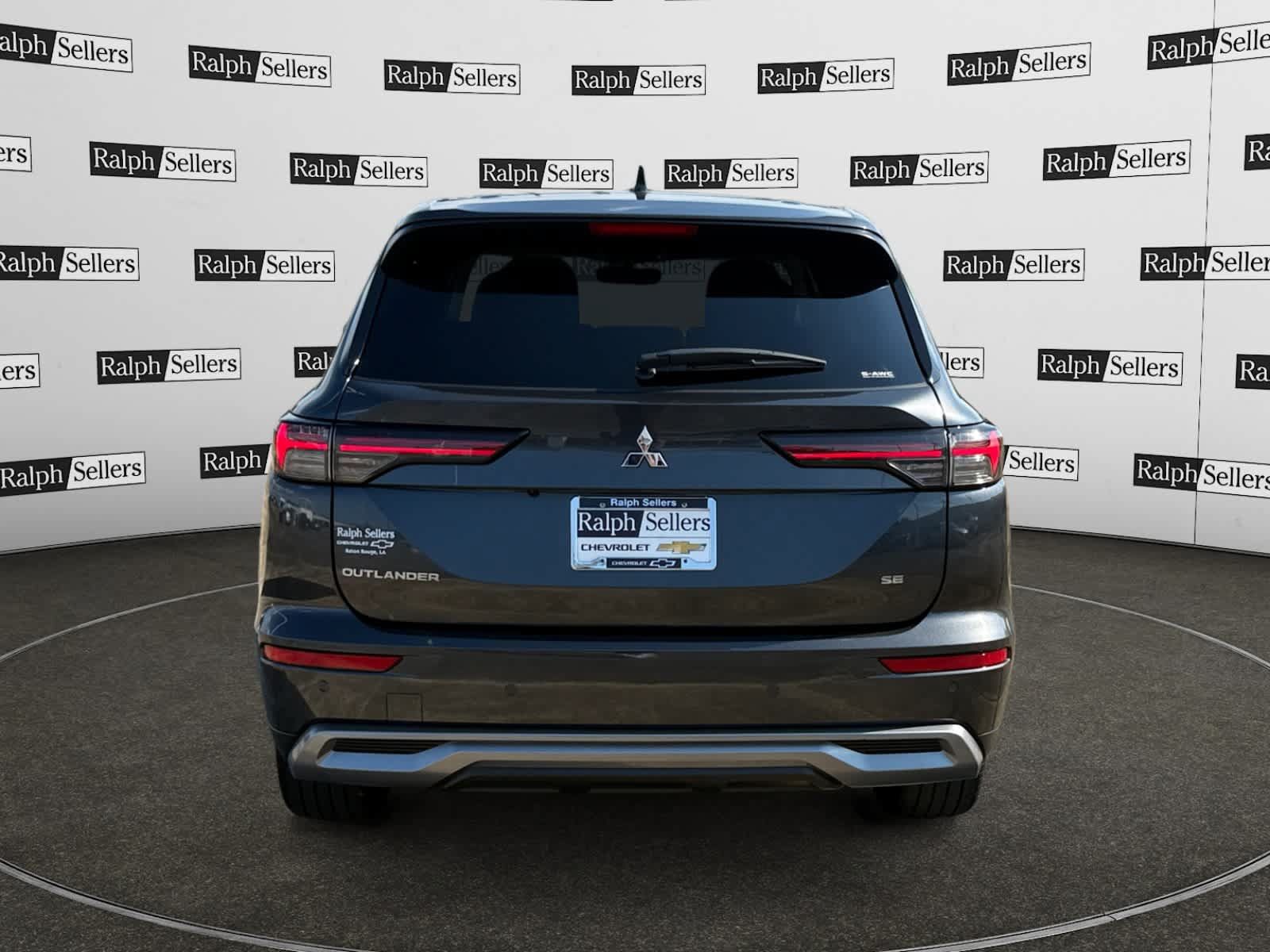 Used 2025 Mitsubishi Outlander SE AWD/4WD image 5