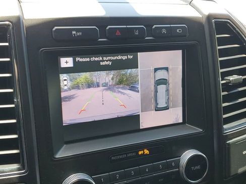 Used 2019 Ford Expedition Limited w/ Equipment Group 303A RWD image 28