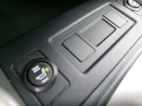 Used 2018 Subaru Forester 2.5i w/ Alloy Wheel Package image 18