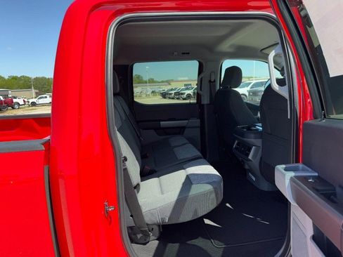 New 2026 Ford F250 XLT w/ FX4 Off-Road Package AWD/4WD image 5