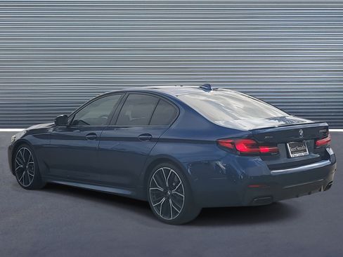 Used 2023 BMW M550i xDrive image 6