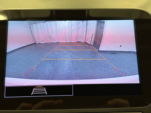 Used 2022 Chevrolet Malibu LT w/ Sport Edition FWD image 16