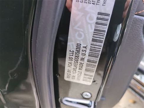 New 2025 Jeep Grand Cherokee L Summit w/ Obsidian Package image 38