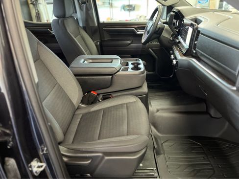 Used 2023 GMC Sierra 1500 Elevation image 18