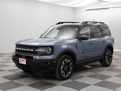 Used 2024 Ford Bronco Sport Outer Banks w/ Tech Package image 6