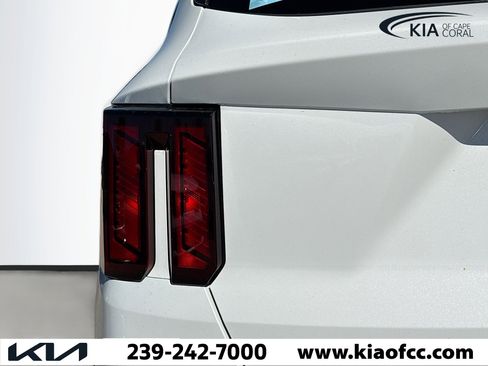 New 2026 Kia Sorento LX FWD image 10