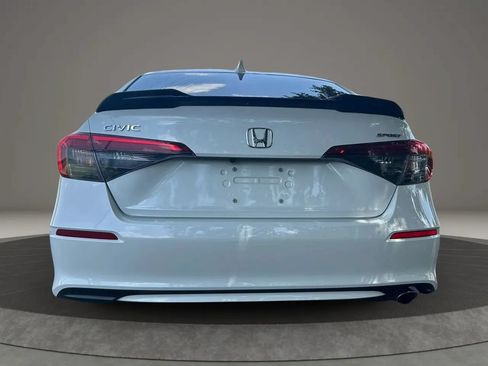 Used 2022 Honda Civic Sport image 7