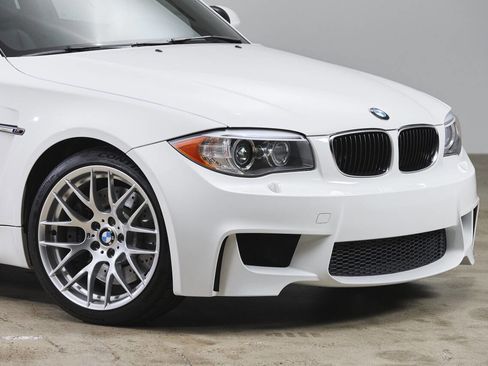 Used 2011 BMW 1 Series M image 9