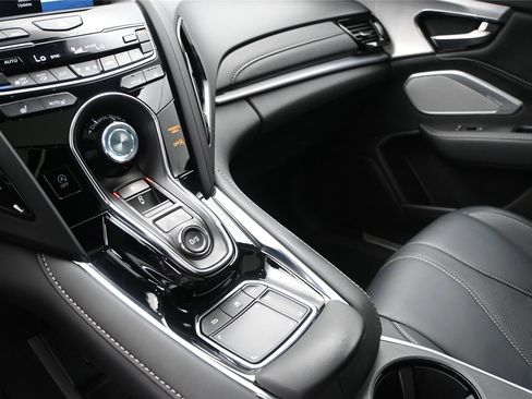 Certified 2025 Acura RDX SH-AWD w/ Technology Package image 4