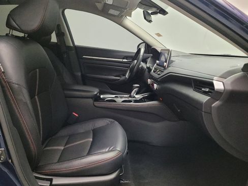 Used 2023 Nissan Altima 2.5 SR FWD image 21