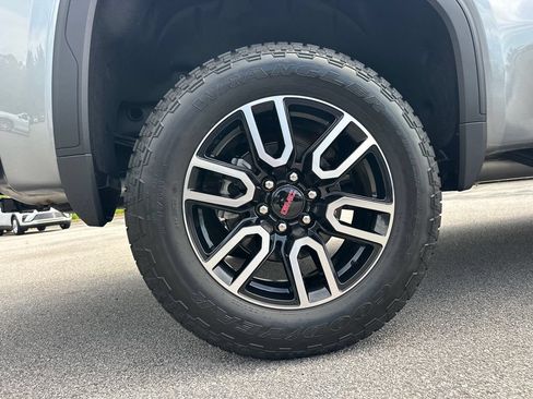 New 2026 GMC Sierra 1500 AT4 w/ Technology Package AWD/4WD image 18