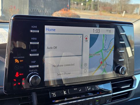 Certified 2024 Toyota Sienna XSE image 19