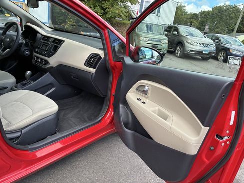 Used 2013 Kia Rio LX w/ PWR Pkg FWD image 18