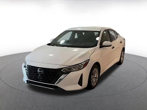 Used 2025 Nissan Sentra S FWD image 6
