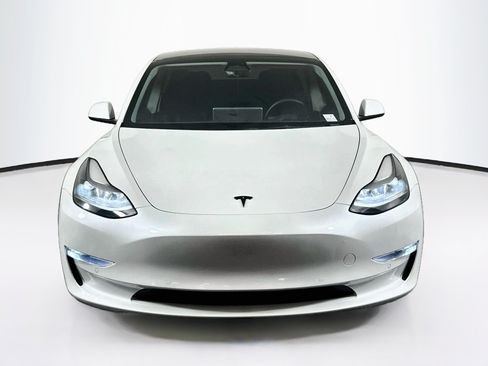 Used 2022 Tesla Model 3 Long Range AWD/4WD image 2