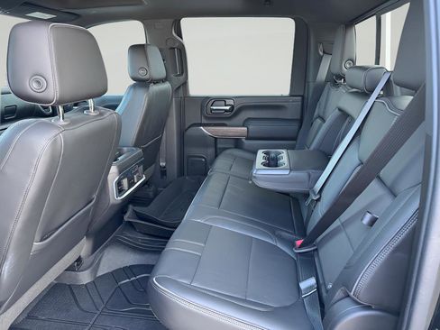 Used 2020 Chevrolet Silverado 2500 High Country image 36