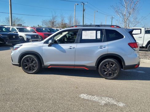 Used 2021 Subaru Forester Sport image 7