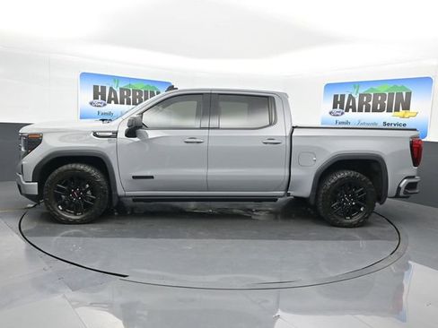 Used 2024 GMC Sierra 1500 Elevation RWD image 2