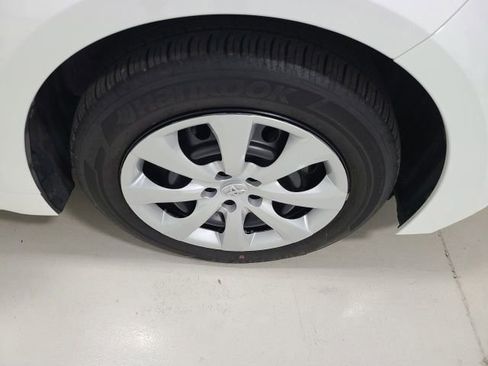 Certified 2024 Toyota Corolla LE FWD image 32