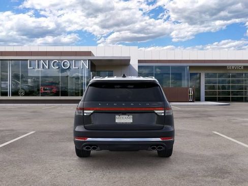 New 2026 Lincoln Aviator AWD image 7