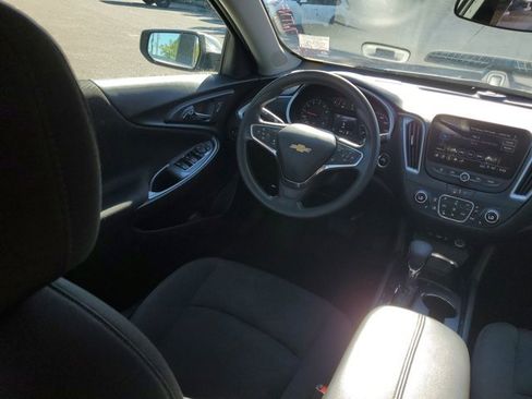 Used 2023 Chevrolet Malibu LT image 21