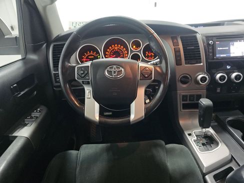 Used 2017 Toyota Sequoia SR5 w/ Sport Appearance Package image 9