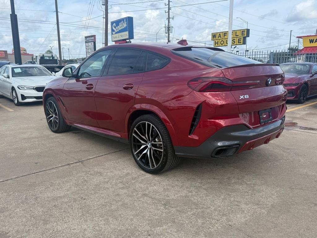 Used 2022 BMW X6 xDrive40i w/ Executive Package AWD/4WD image 5