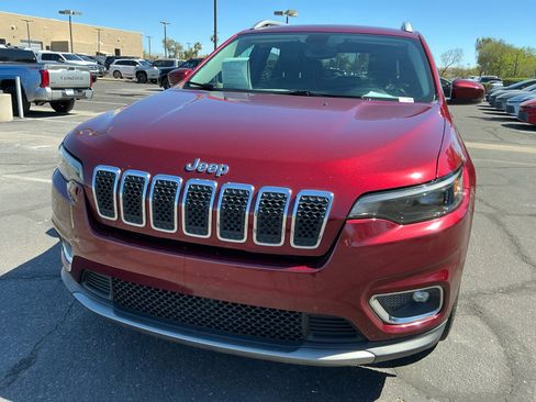Used 2019 Jeep Cherokee Limited image 23