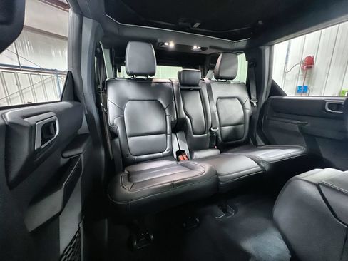 Used 2026 Ford Bronco Outer Banks w/ Sasquatch Package AWD/4WD image 29