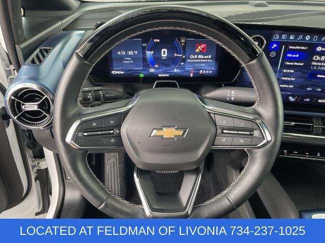 Used 2024 Chevrolet Equinox EV LT w/ Active Safety Package 3 FWD image 11