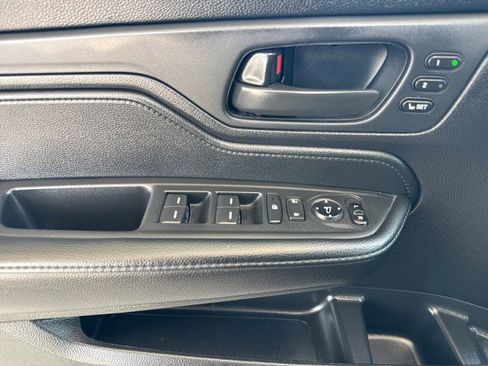 Used 2025 Honda Odyssey Sport-L image 9