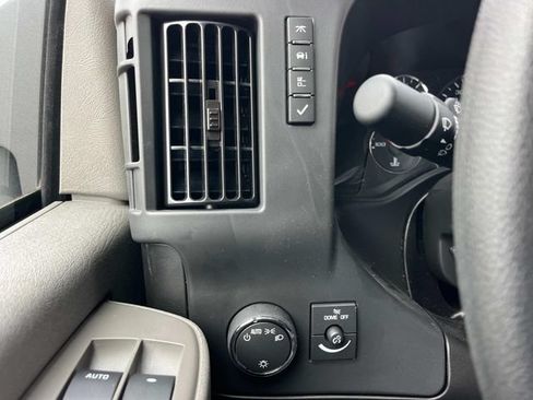 New 2025 GMC Savana 3500 w/ Power Convenience Package RWD image 29