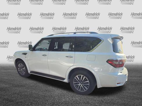 Used 2021 Nissan Armada SV w/ SV Appearance Package RWD image 10
