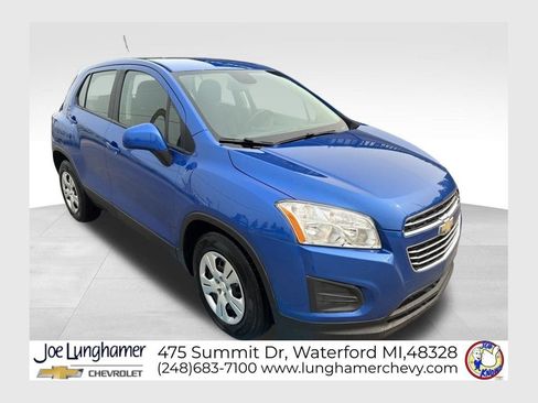 Used 2016 Chevrolet Trax LS FWD image 1