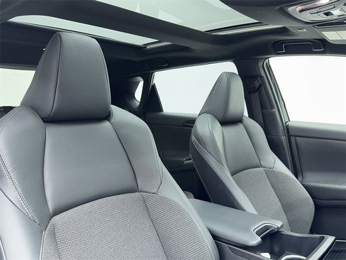 Used 2024 Toyota bZ4X XLE w/ Weather Package image 41