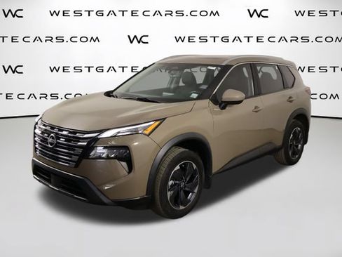 Used 2024 Nissan Rogue SV w/ SV Premium Package FWD image 1