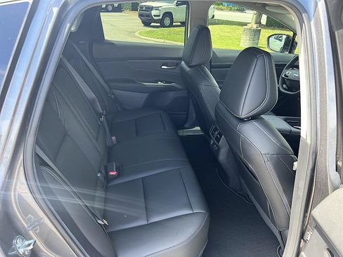 Certified 2025 Nissan Murano SV AWD/4WD image 16