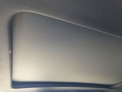 Used 2025 Volkswagen Atlas Cross Sport SE image 15