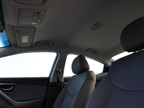 Used 2011 Hyundai Elantra GLS image 15