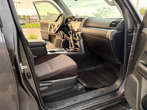Used 2023 Toyota 4Runner SR5 AWD/4WD image 23