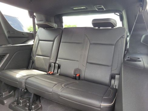 Used 2021 Chevrolet Tahoe Premier w/ Premium Package RWD image 34