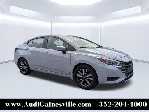 Used 2025 Nissan Versa SV w/ Trunk Package FWD image 1